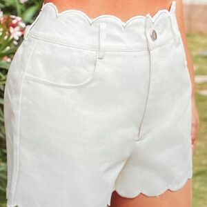 High Waisted White Scallop Trim Shorts sz XL 12
